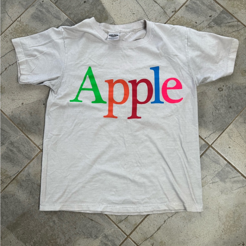 Apple TShirt